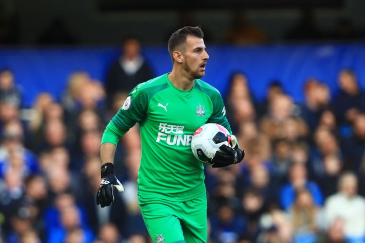 丁丁英超首次头球破门,丁丁和范戴克谁厉害