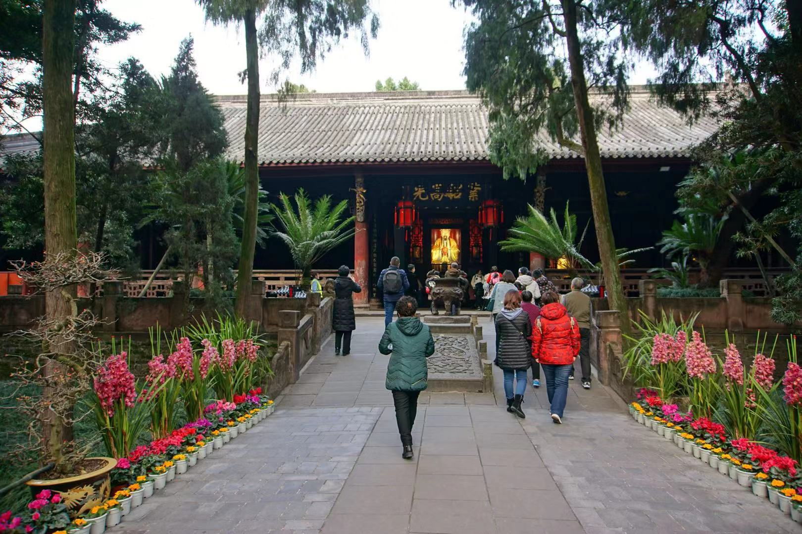 全国最受欢迎的祠庙武侯祠，买门票却只能用现金，游客：很不方便