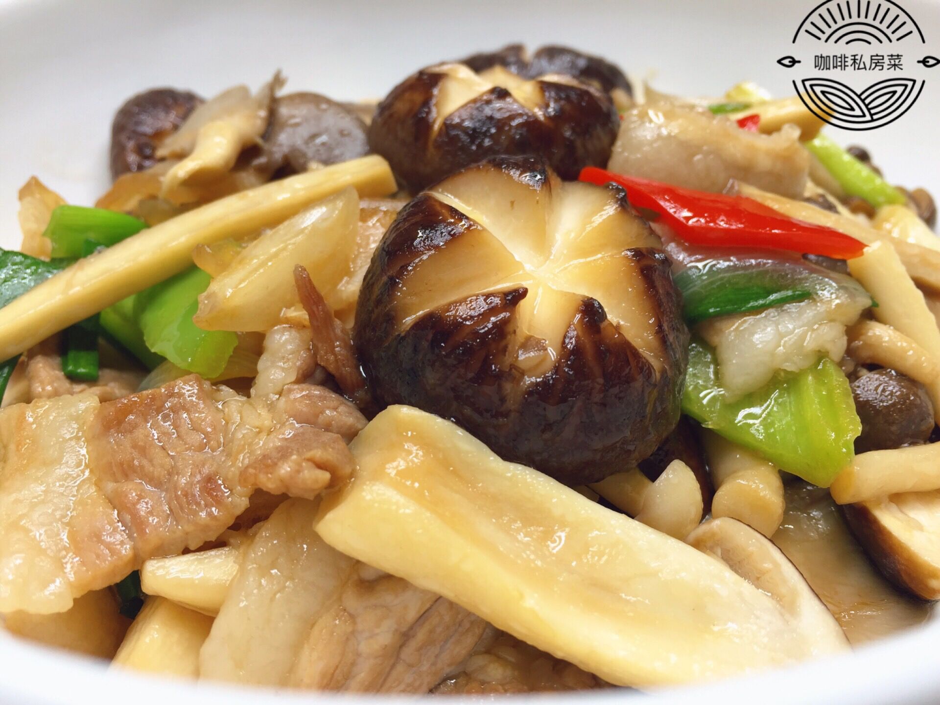 适合春天吃的低脂菜谱大全,春季食谱家常菜减脂