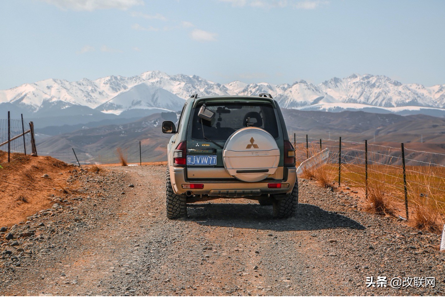 三菱欧蓝德后排放倒改床视频,三菱欧蓝德旅行床车