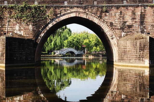 云南禄丰十大恐龙之乡,禄丰恐龙谷恐龙大遗址