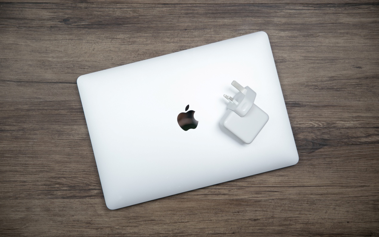 anker30w充电器对比苹果18w充电器,anker20w和苹果原装快充