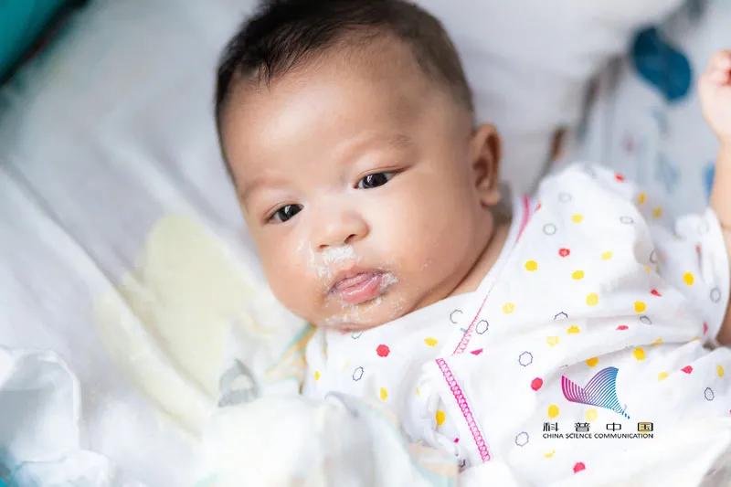 蔬菜水冲奶粉有什么危害,蔬菜水冲奶致婴儿中毒