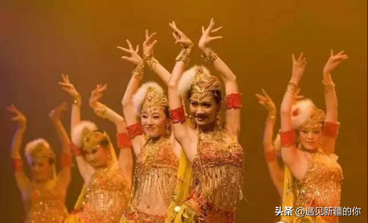 到*疆新**旅行一定要去楼兰，倾听楼兰历史绝唱的回声