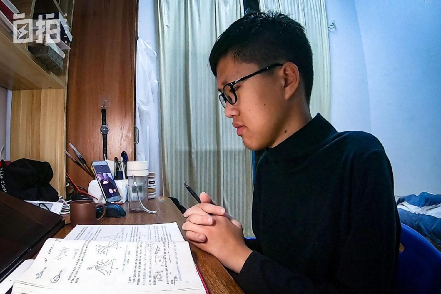 我，坐轮椅的大学生，上天能跳伞、下海能潜水，像普通人一样生活