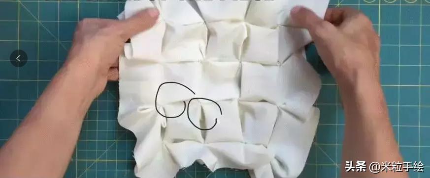 菱形格图案衣服属于什么风格,衣服镂空底边怎么弄好看