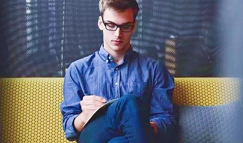 university和college区别在哪里,university和college哪个是大专