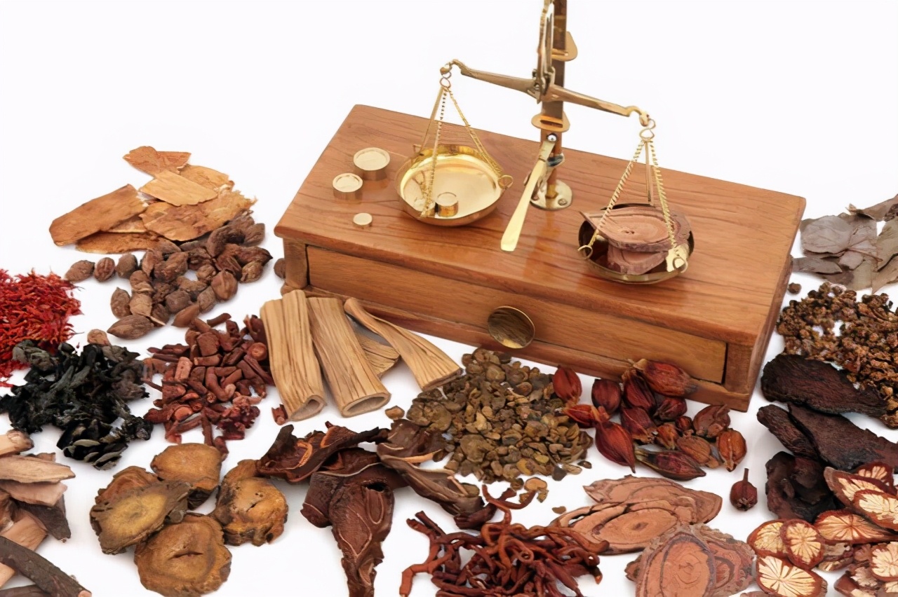 固精补肾丸能治阳气不足吗,脾肾阳虚用固精补肾丸还是右归丸