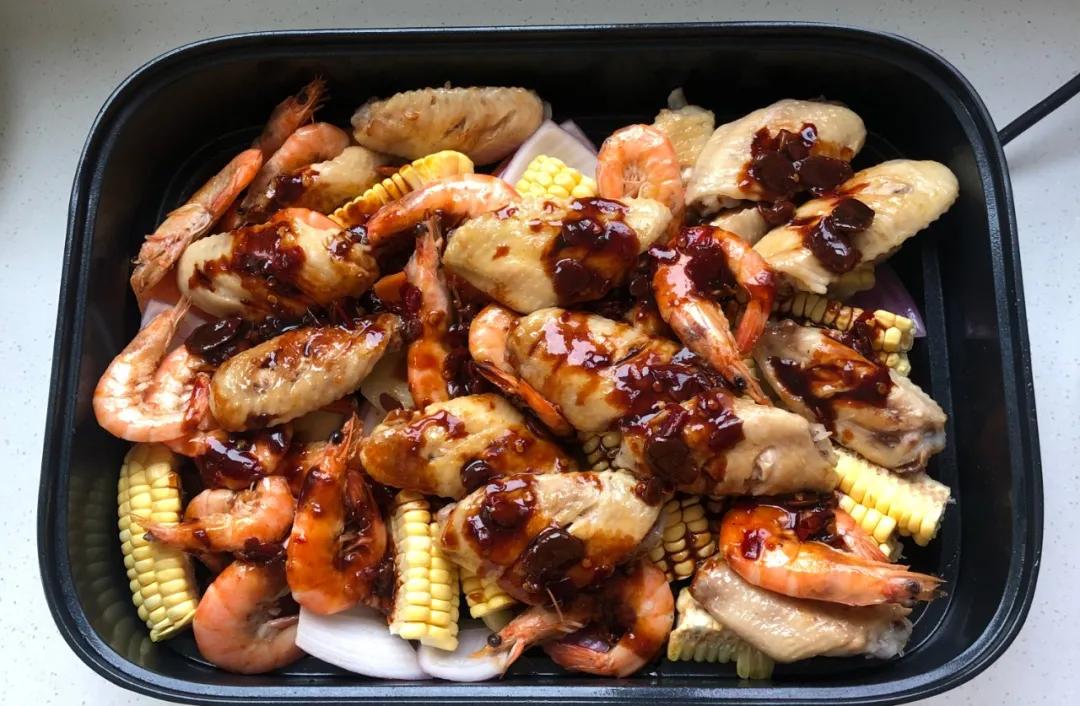 鲜虾鸡翅玉米煲|巨下饭！好吃到汤汁不剩