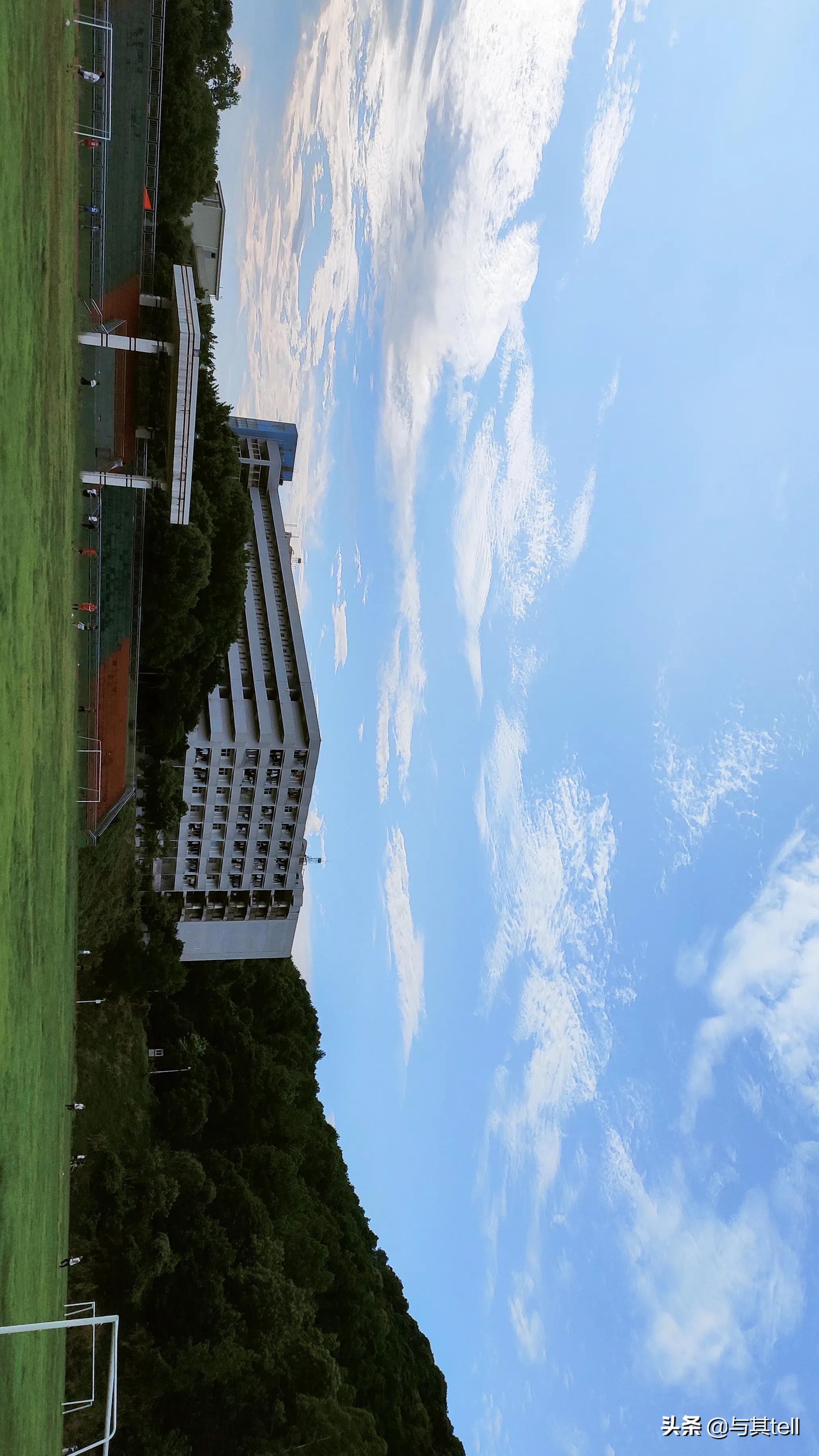 广东松山职业技术学院冬天,广东松山职业技术学院最近视频