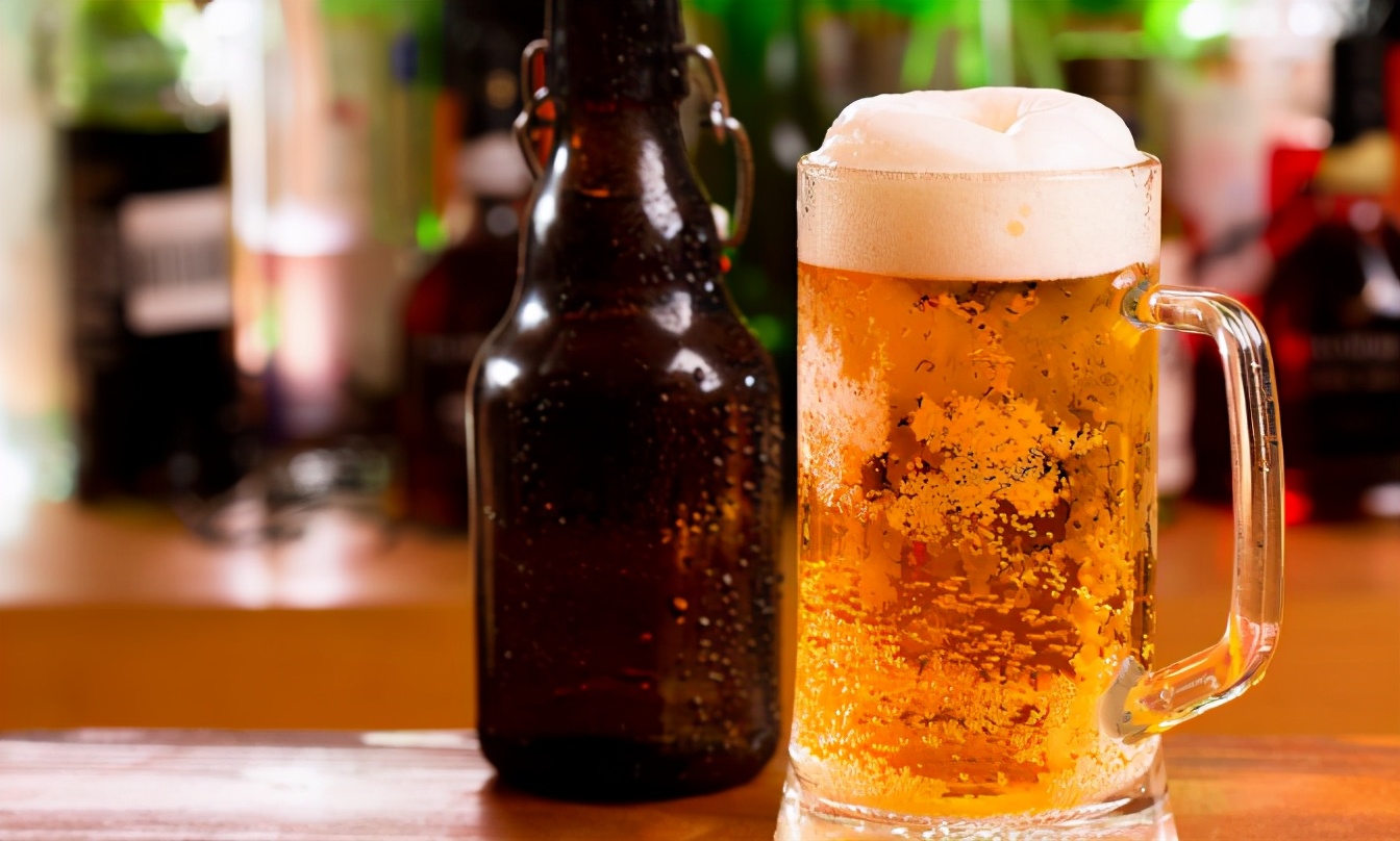 买啤酒看哪些指标,买啤酒买什么配料的