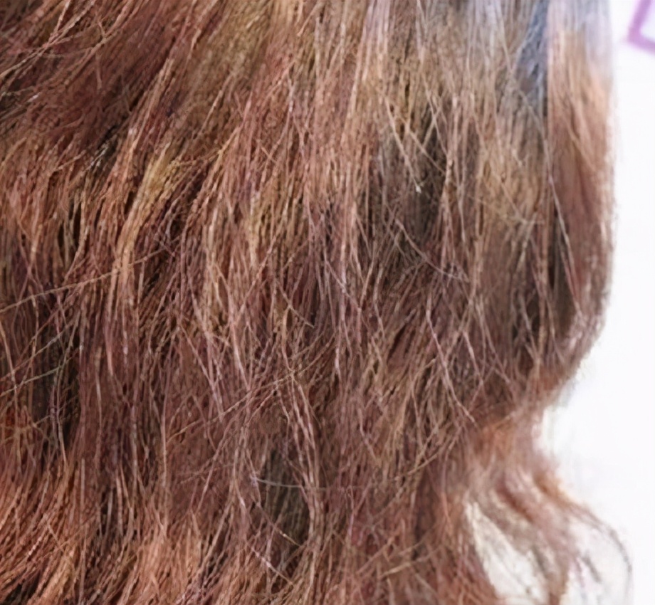 怎么判断是油性头发还是干性头发,怎么知道自己是油性头发还是干性