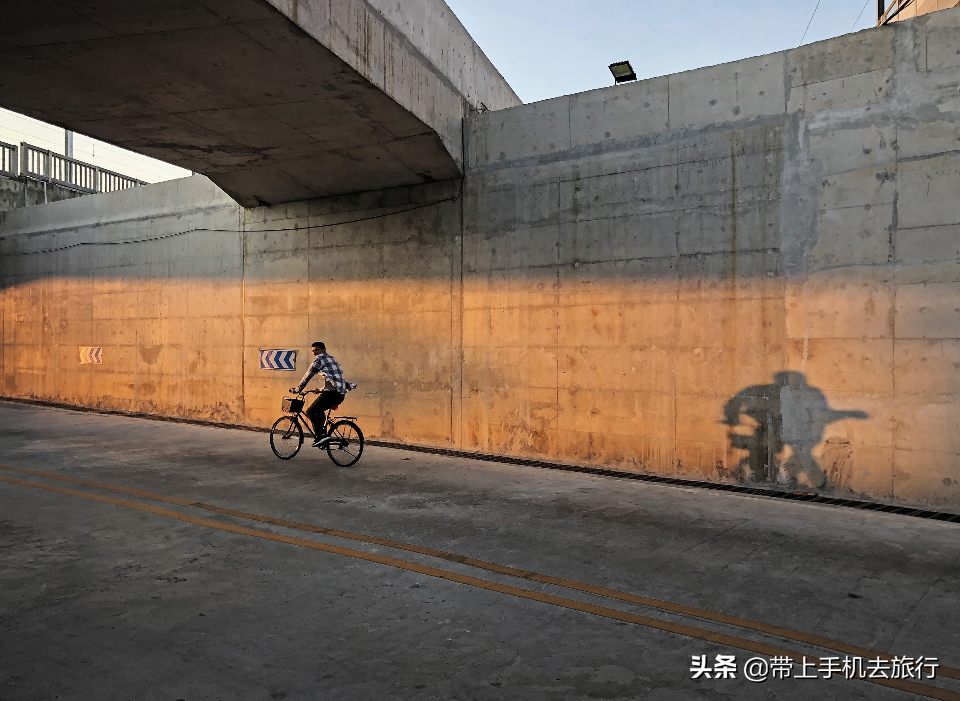 手机摄影找前景技巧,手机摄影追焦功能