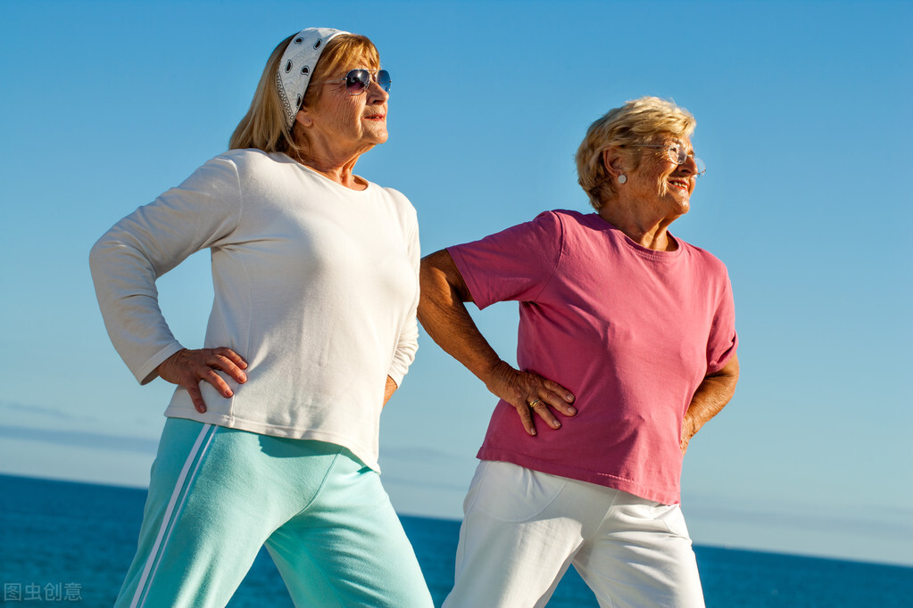 上了年纪后老人越来越干瘪,70-80岁的老人如何保持肌肉不流失