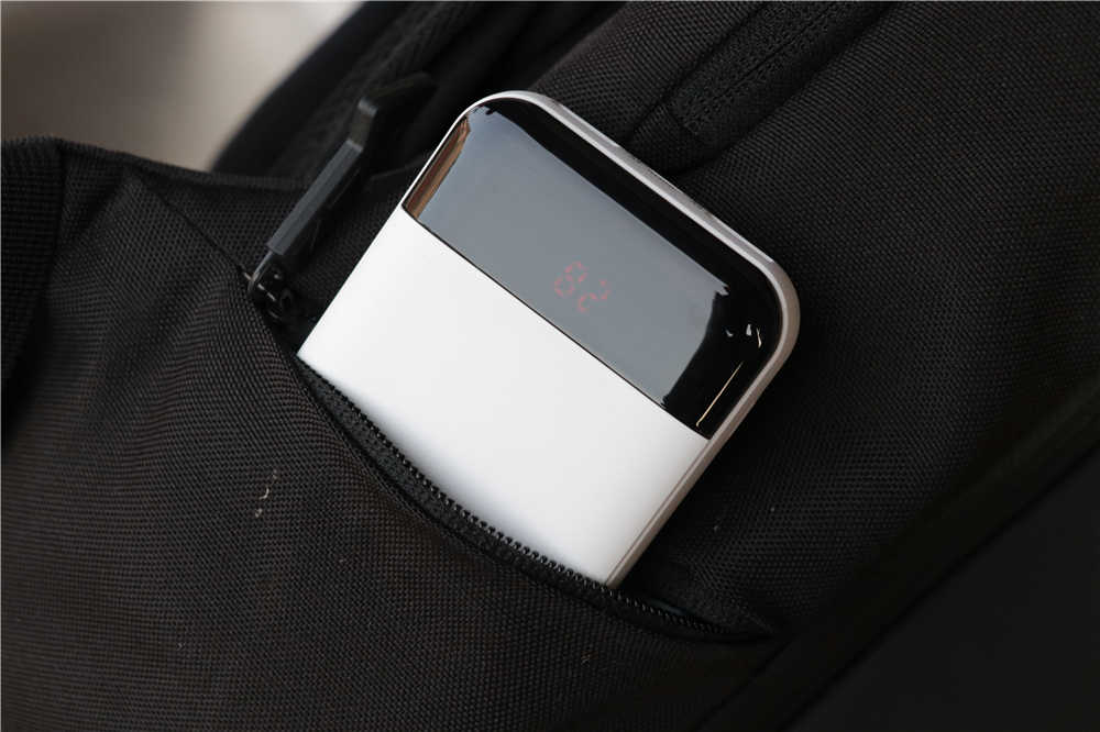 iphone移动电源推荐,苹果移动电源推荐哪款好