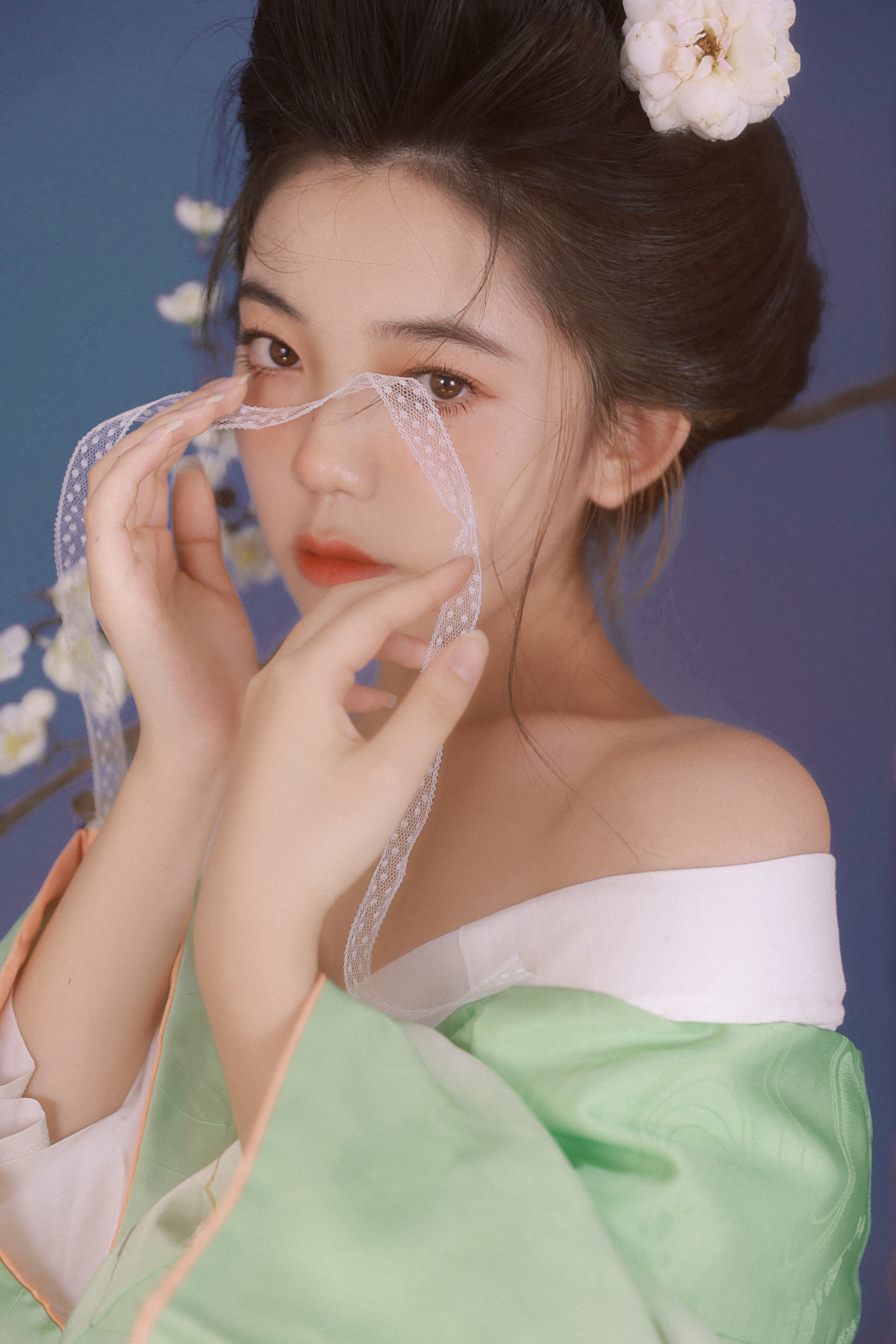 冰蓝色自带仙气杀气的古风壁纸,好看的壁纸女生仙气可爱卡通古风