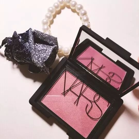 男朋友约我吃饭总是我买单,男朋友给我发了10块红包