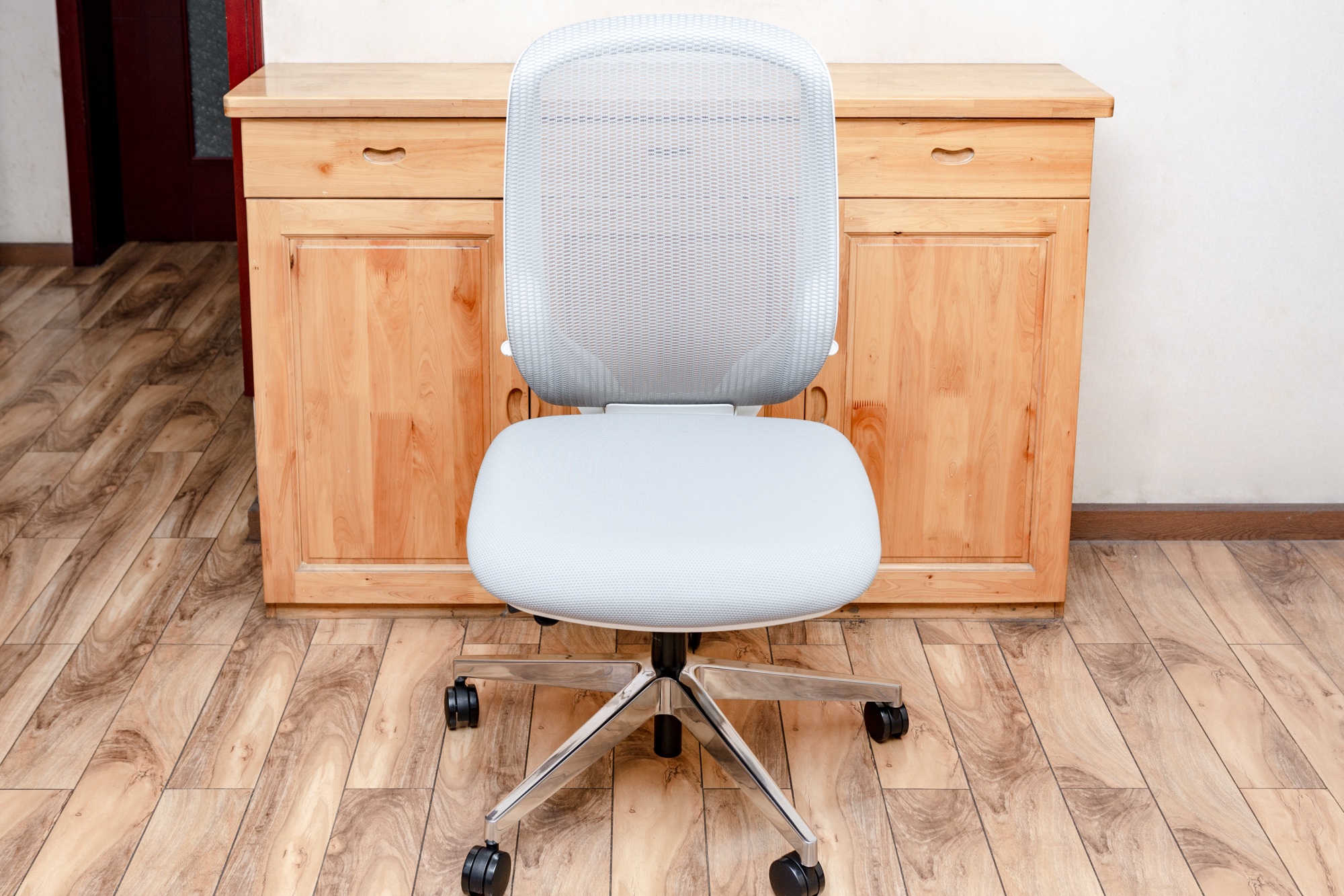 冈村人体工学椅推荐评测,冈村入门级人体工学椅