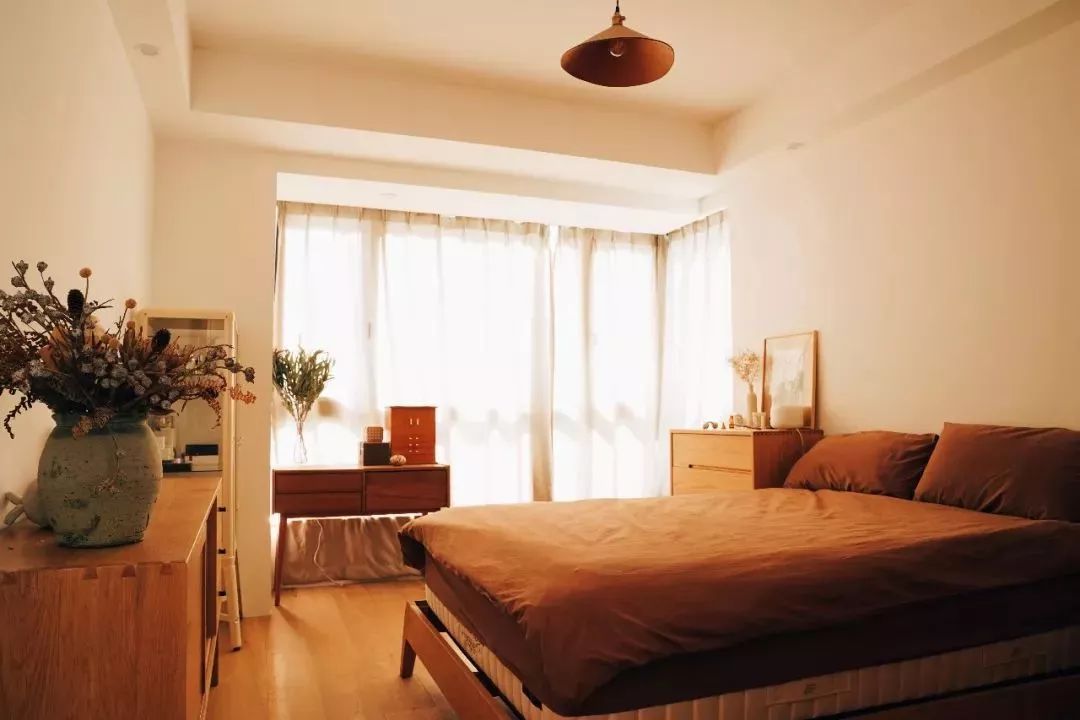 90后花9000元爆改老房子,90后夫妻精心改造精装房