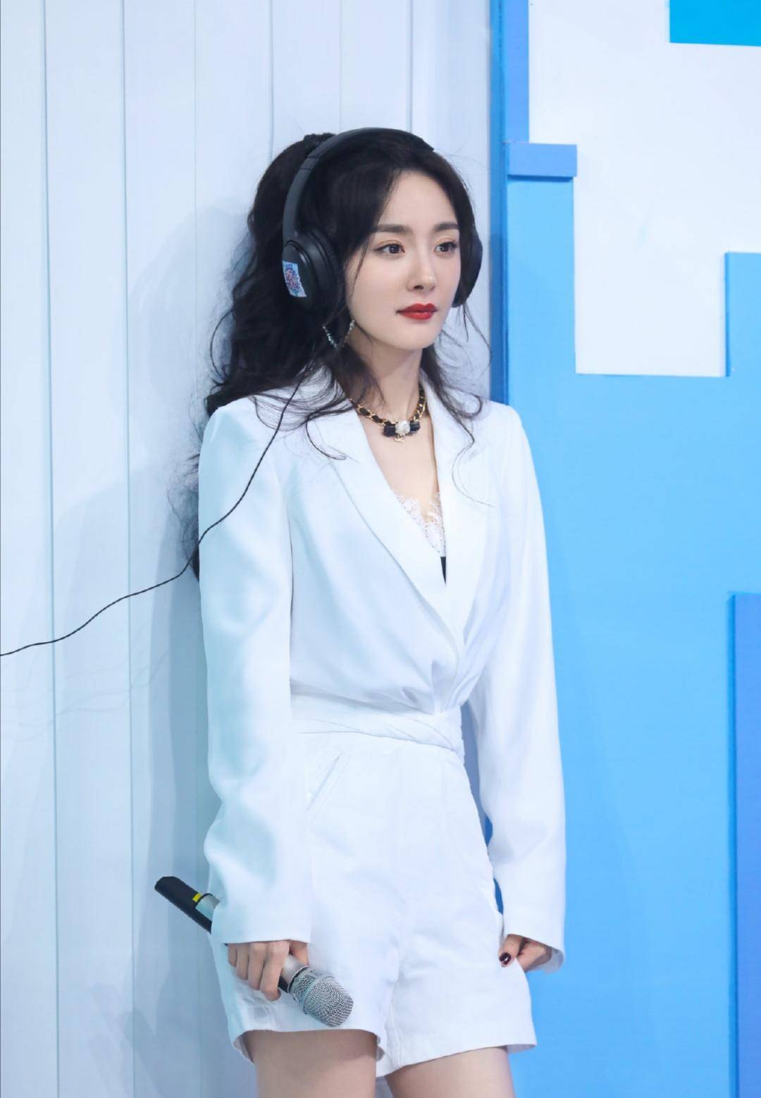 瑗胯鎬庝箞绌挎墠鑳芥樉寰椾笉鍍忓崠淇濋櫓,瑗胯鎬庝箞绌挎墠涓嶄細鍍忔槸鍗栦繚闄╃殑