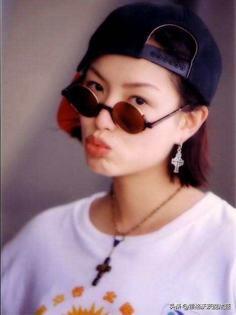 晒伤妆动画人物,写真晒伤妆化妆教程