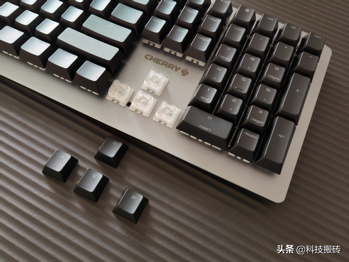 cherry原厂轴键盘,德国原厂cherry轴体怎么样