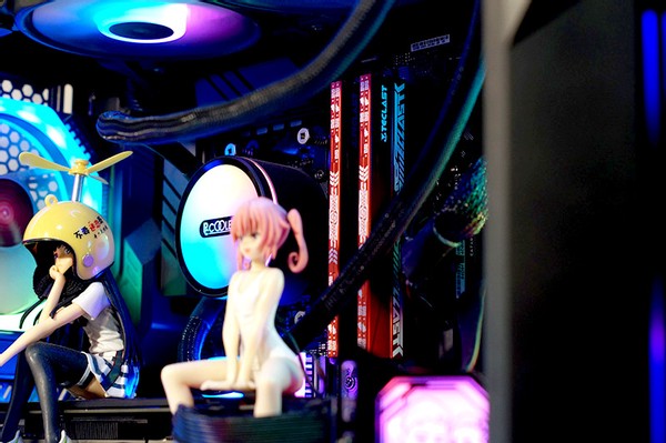 打破垄断纯国产电脑,台电2666内存条测评