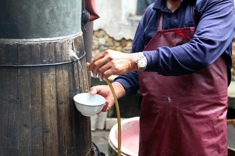 酿酒一般用什么大米,酿酒用什么茶