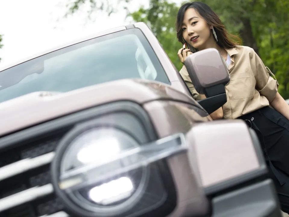 新时代女性不被定义作文,都市新时代女性啥意思