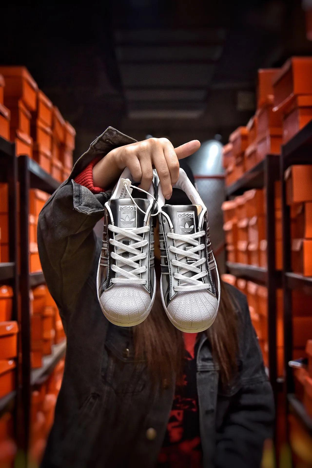 adidassolarglide5,adidas5虎配色