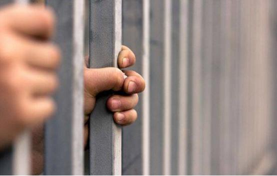 东道热评：没钱赔，员工100万工资怎么办？男子赌博6小时输光96万