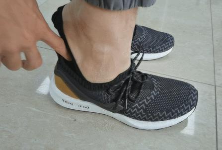 最黑科技的运动鞋,穿过很多碳板跑鞋