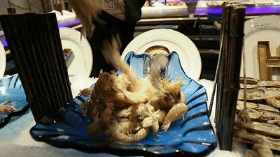 太强了！平价海鲜自助战斗机，0.63元/一道菜