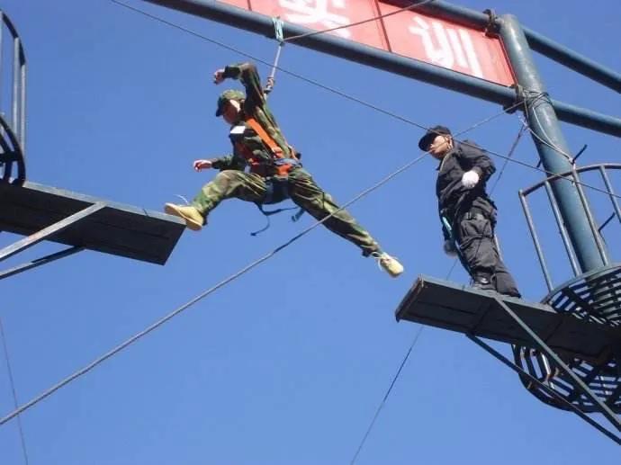 寮曢鍙宠剳鏍¢暱,寮曢鍙宠剳鎬婚儴鍩硅瑙嗛