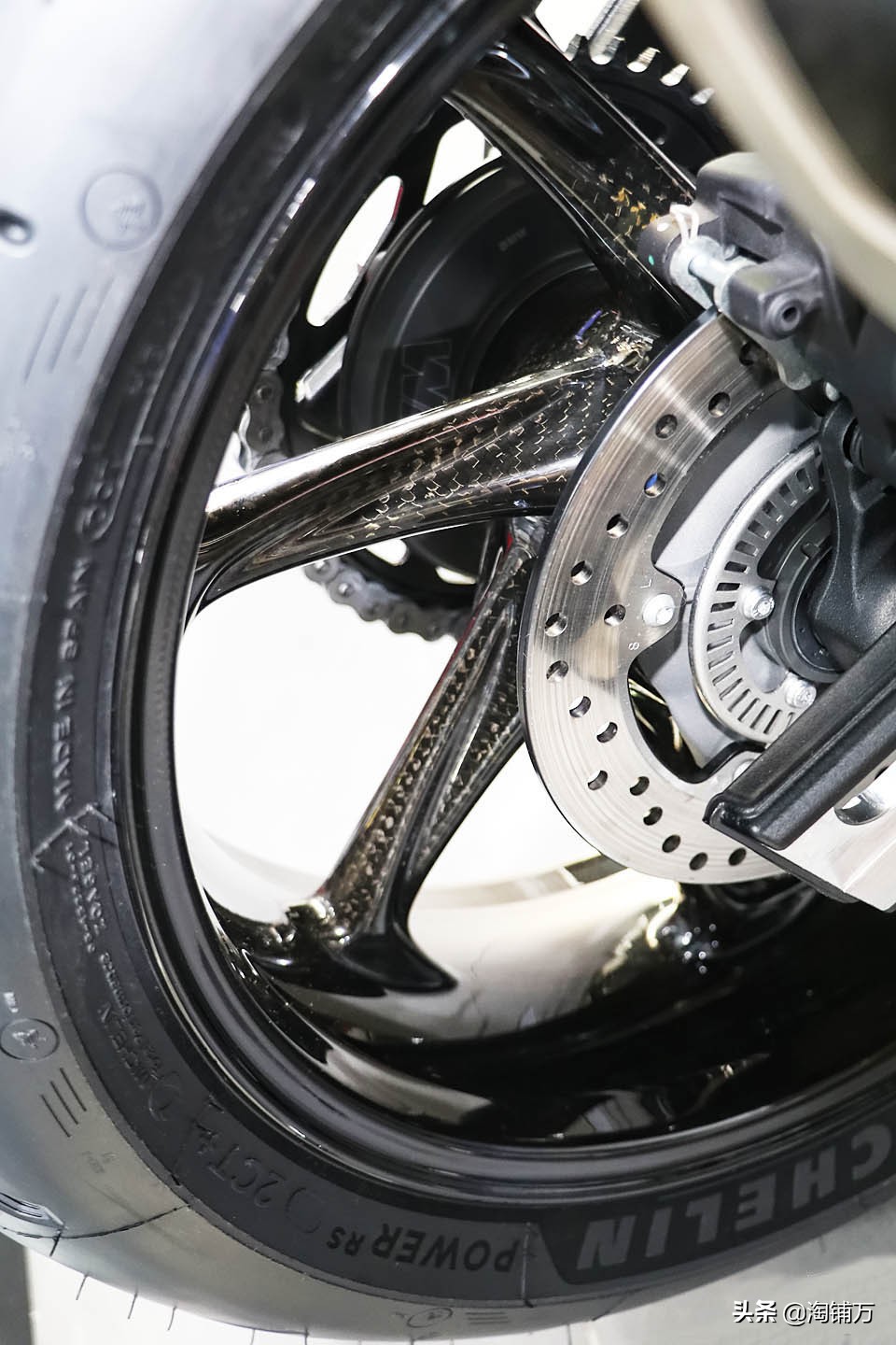 最新款宝马s1000rr沉浸式体验,宝马s1000rr新款跟老款选择