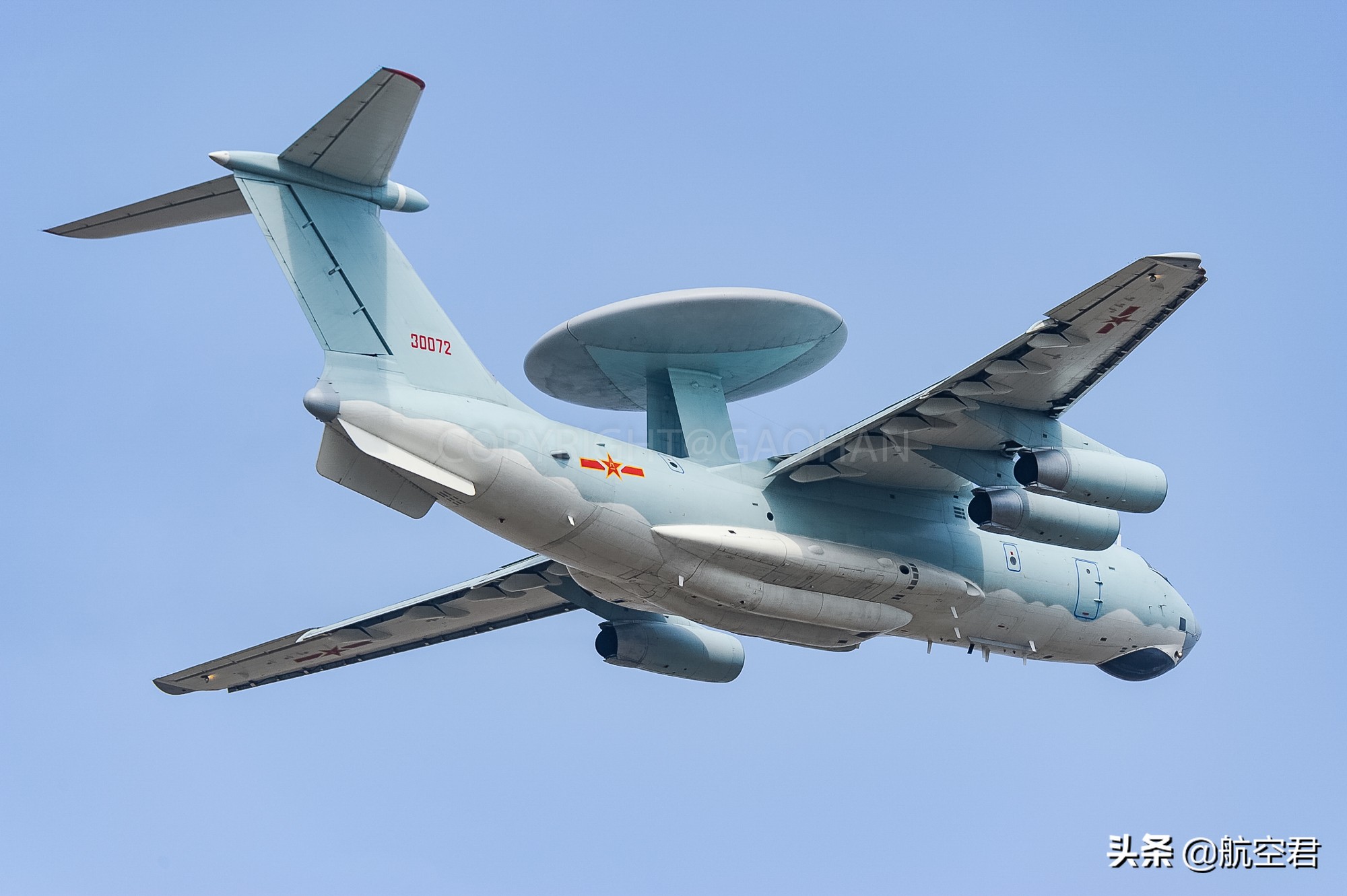 不止“大盘鸡”,还有“独木舟、平衡木”等,预警机各种奇特外形