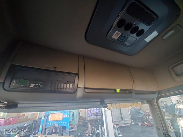 斯堪尼亚高速120公里,120万的斯堪尼亚视频