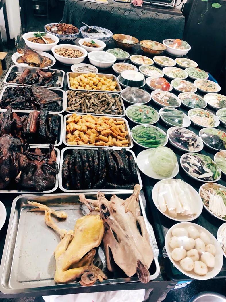 听戏享受这悠闲时光,听戏喝酒自在逍遥