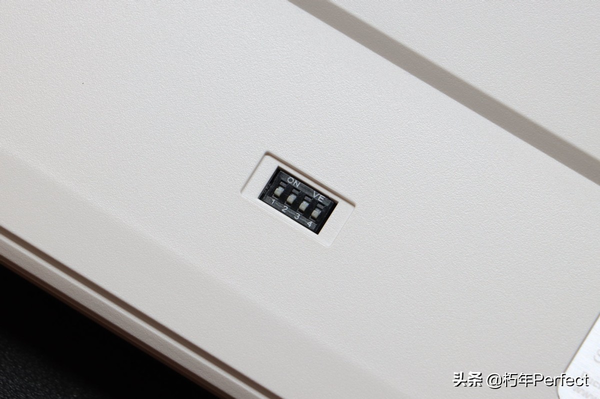 吉利鸭樱桃机械键盘,吉利鸭duckyone2mini机械键盘