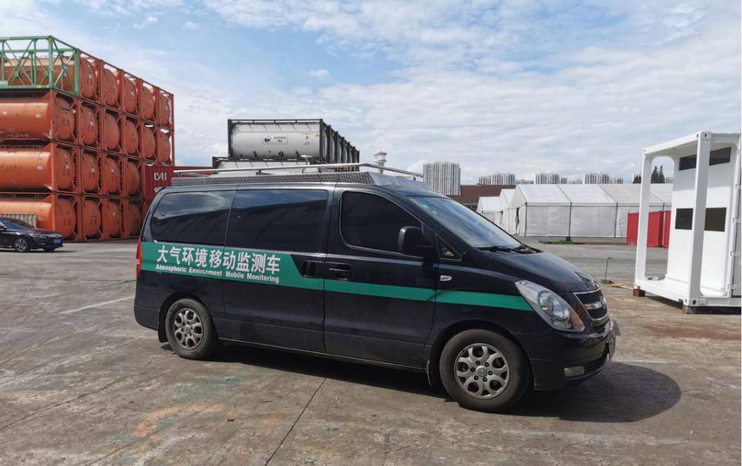 战高温斗酷暑努力工作不停步,战高温斗酷暑挥汗如雨