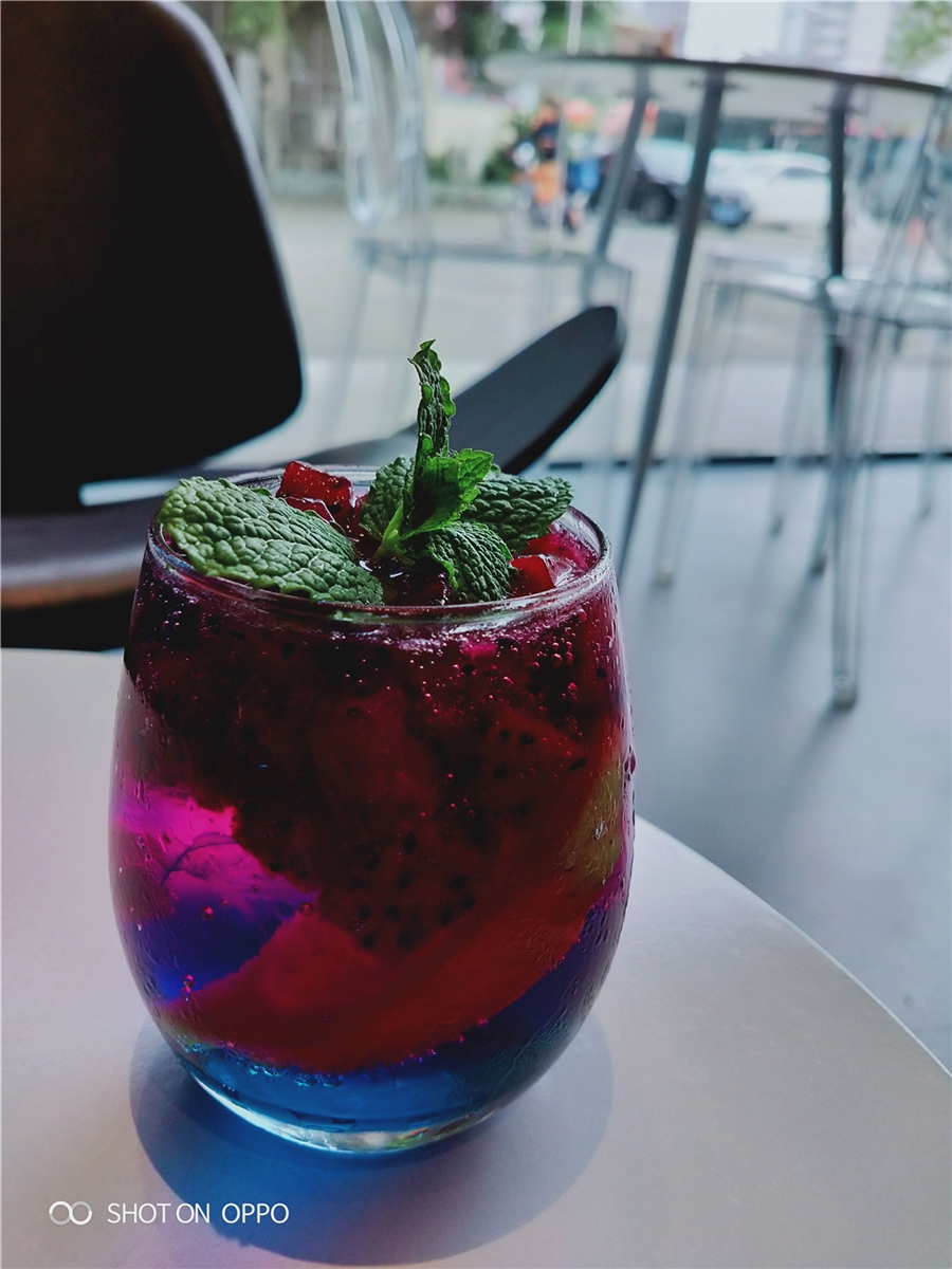 OPPOK1评测:高颜值且硬件强劲,被贴“爆款”标签是有原因的