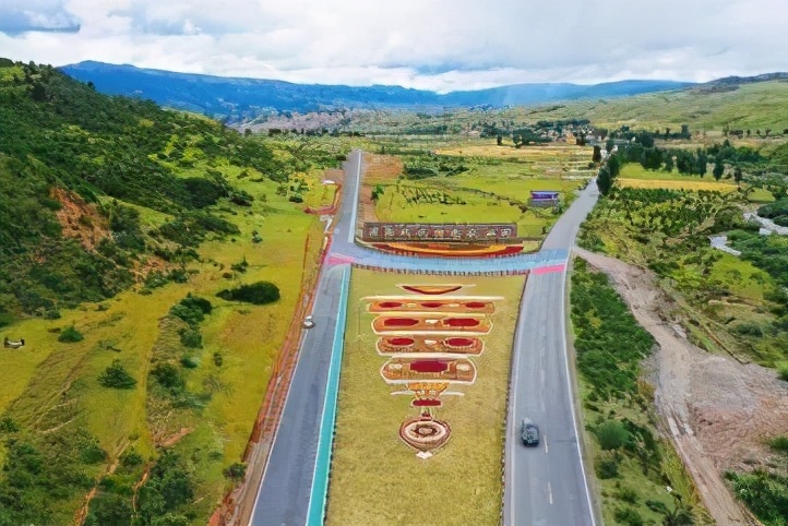 丁真火之前做了什么贡献,丁真没火之前在干什么