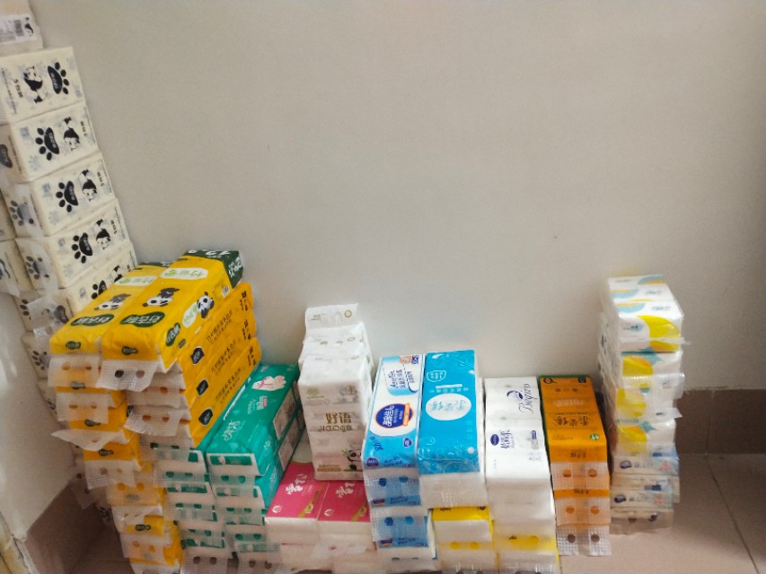 农村摆地摊卖袜子好赚钱,农村摆地摊十大暴利产品