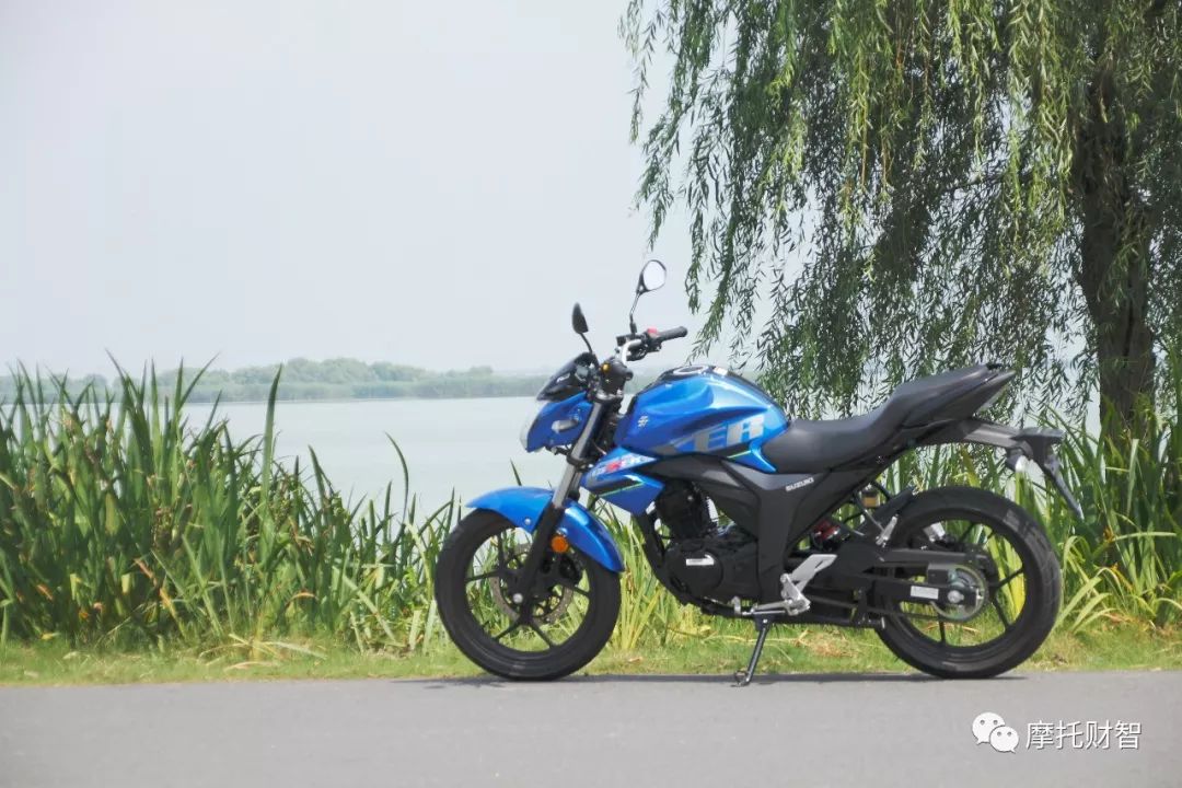 铃木155街车极客飒优缺点,铃木极客飒155nk和dl250加速