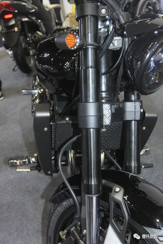 国产中量级美式巡航太子，金城350亮相重庆摩博会