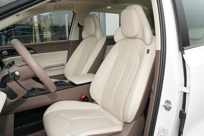 2021款爱驰u5即将焕新而来,爱驰u5新能源评测