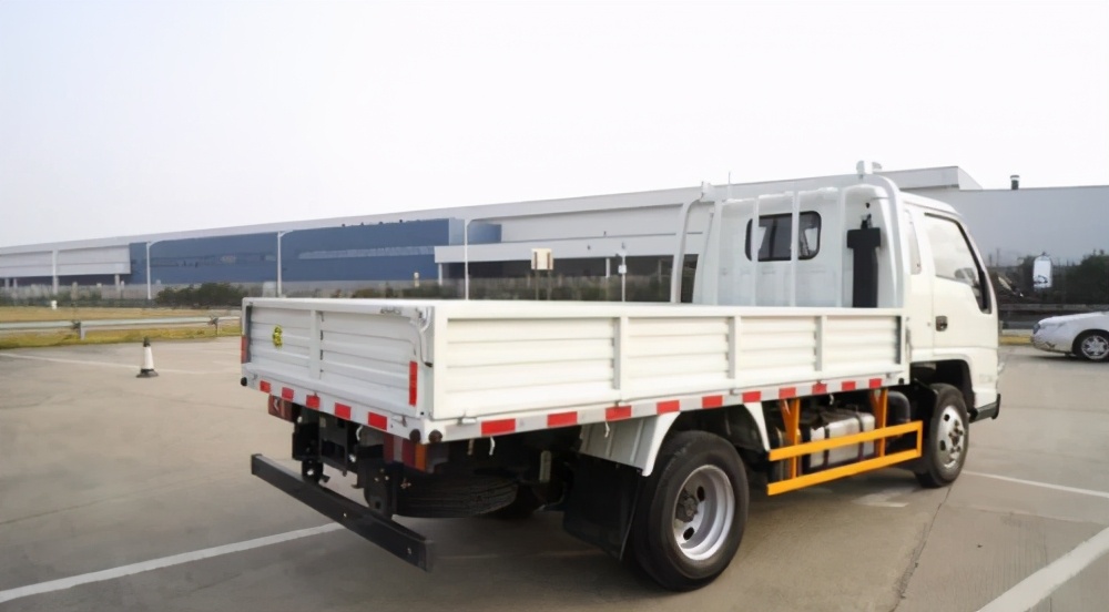 江铃顺达德威d20发动机怎么样,江铃顺达小卡德威d20值不值购买