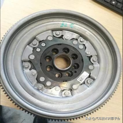 大众ea888发动机大修后异响,ea888三代发动机飞轮异响