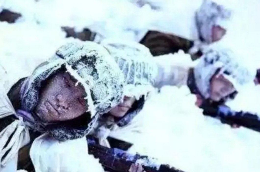 朝鲜战争五次战役都是哪场,朝鲜战场上美指挥官向冰雕连敬礼