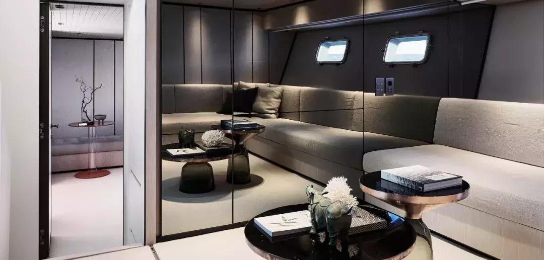 最豪华游艇别墅,一艘超级游艇多少钱